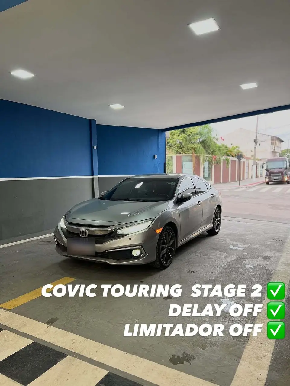 Honda Civic Touring, foto publicada pela Modesto